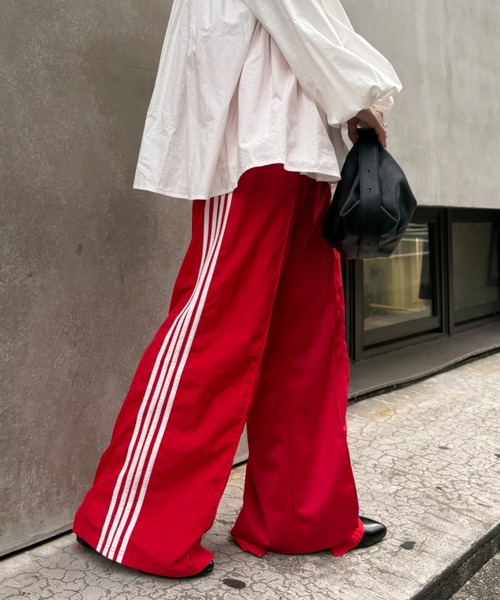 etsinta（エシンタ）の「≪新色追加≫【etsinta/エシンタ】リメイクトラックジャージーパンツ（スウェットパンツ・レディース・アイボリー/チャコールグレー/スカイブルー/イエロー/ピンク/バーガンディー/カーキ/ネイビー/グレー/ブラック/ブルー系その他/ライム/ブルー/ベージュ/ブラウン/ブラウン系その他/レッド/パープル/インディゴブルー/サックスブルー・SMALL/MEDIUM）」の19枚目の写真