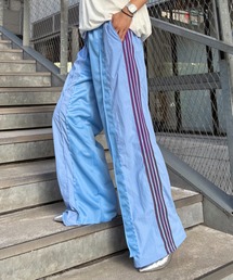 iro アメリカヴィンテージ 淡いサックスブルーのパンツ 2025 SPRING&SUMMER パンツコレクション | BLUE BLUE | ブルー