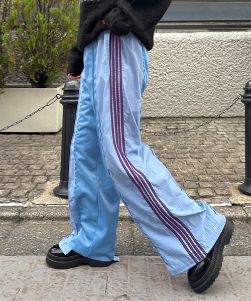 etsinta（エシンタ）の「≪新色追加≫【etsinta/エシンタ】リメイクトラックジャージーパンツ（スウェットパンツ・レディース・アイボリー/チャコールグレー/スカイブルー/イエロー/ピンク/バーガンディー/カーキ/ネイビー/グレー/ブラック/ブルー系その他/ライム/ブルー/ベージュ/ブラウン/ブラウン系その他/レッド/パープル/インディゴブルー/サックスブルー・SMALL/MEDIUM）」の12枚目の写真