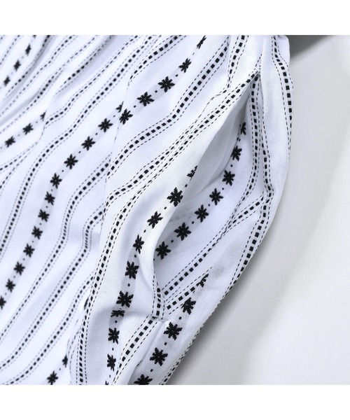 BeBe(ベベ)の「BeBe/【お揃い】コットンストライプギャザーワンピース(90~140cm)(ワンピース・キッズ・ホワイト系その他・100/120/110/140/130/90)」の11枚目の写真