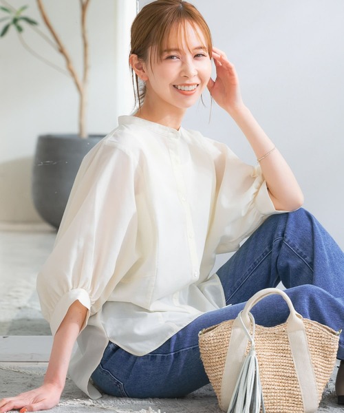『UR TECH Smart Linen Touch』袖ボリュームシャツ