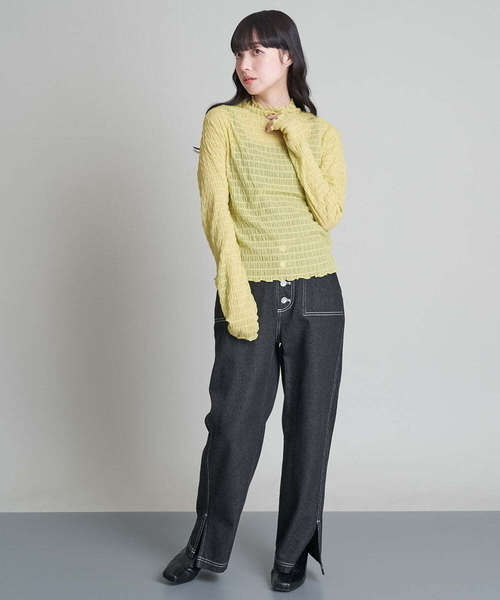 A de a.v.v(アードアー・ヴェ・ヴェ)の「シャーリングシアーハイネックプルオーバー(Tシャツ/カットソー・レディース・ブラック/ホワイト/イエロー・39)」の9枚目の写真