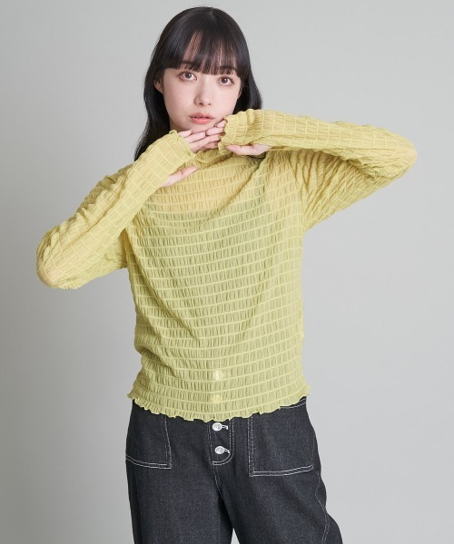 A de a.v.v(アードアー・ヴェ・ヴェ)の「シャーリングシアーハイネックプルオーバー(Tシャツ/カットソー・レディース・ブラック/ホワイト/イエロー・39)」の3枚目の写真