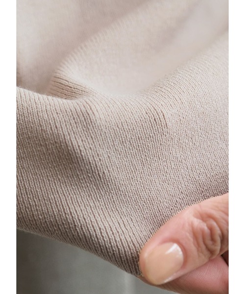 STYLE DELI（スタイルデリ）の「【LUXE】ソウバリハイネックノースリトップス（ニット/セーター・レディース・ブルー系/ネイビー/ホワイト/グレイッシュベージュ/ブラック・MEDIUM）」の15枚目の写真