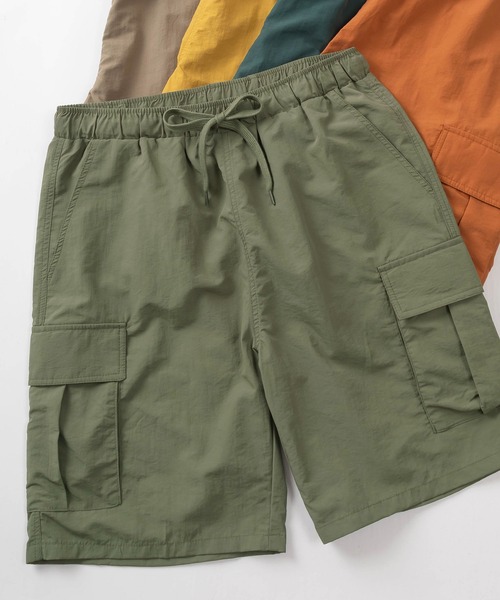 make a ray!(メイク ア レイ!)の「ワイドシルエット ナイロン無地カーゴショーツ /8色展開/ショートパンツ/バギーショーツ/水陸両用(その他パンツ・メンズ・ブラック/パープル/ベージュ/マスタード/グリーン/オリーブ/オレンジ/チャコールグレー・M/L/XL)」の5枚目の写真