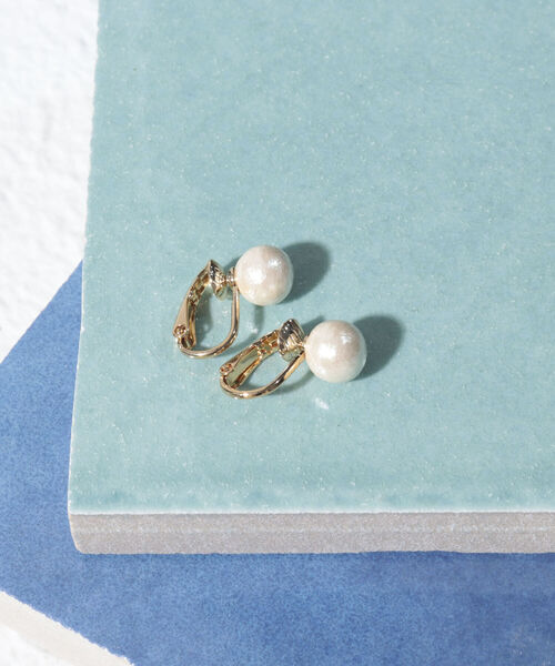 NOLLEY’S(ノーリーズ)の「コットンパール8mmイヤリング(イヤリング・レディース・オフホワイト・FREE)」の2枚目の写真