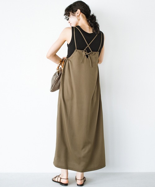 haco!（ハコ）の「前後で着られて着まわし力パワーアップ！華奢見えシルエットのキャミワンピース（ワンピース・レディース・カーキブラウン/ブラック・SMALL/MEDIUM/LARGE/X-LARGE）」の9枚目の写真