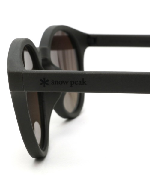 Snow Peak(スノーピーク)の「JINS × Snow Peak Rubber Sunglasses Matte (Boston)(サングラス・メンズ・カーキ/ブラウン・ONE)」の6枚目の写真