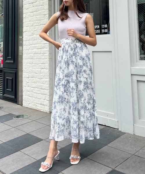 INGNI（イング）の「スリットボタンノースリニット（ニット/セーター・レディース・ボルドー/グレー系その他/ブラック/アイボリー系3/オフホワイト・M）」の10枚目の写真