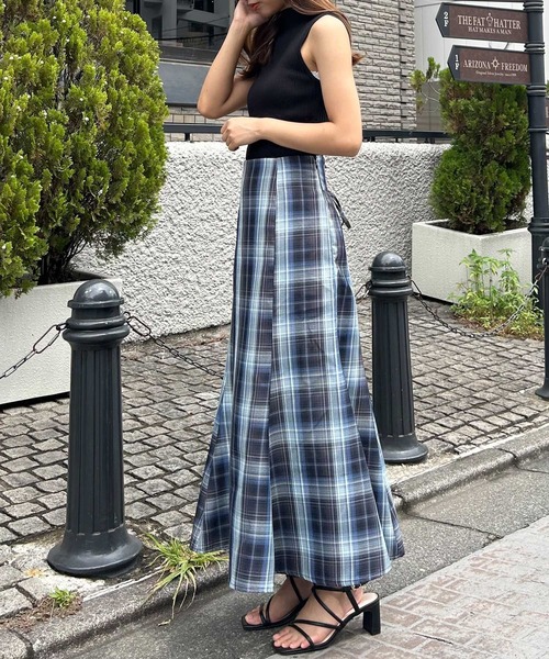 INGNI（イング）の「スリットボタンノースリニット（ニット/セーター・レディース・ボルドー/グレー系その他/ブラック/アイボリー系3/オフホワイト・M）」の18枚目の写真