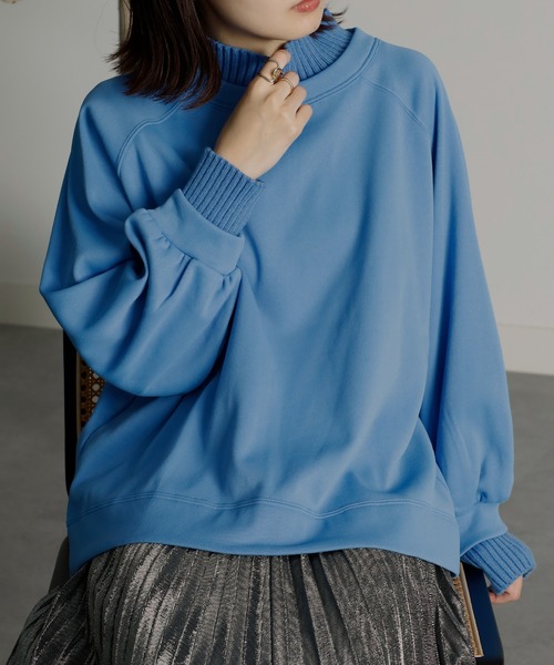 RANAN(ラナン)の「裏起毛/アンチピリング ニット切替プルオーバー(スウェット・レディース・ブルー/グレイッシュベージュ/ブラック/ピンク・L/M/LL)」の1枚目の写真