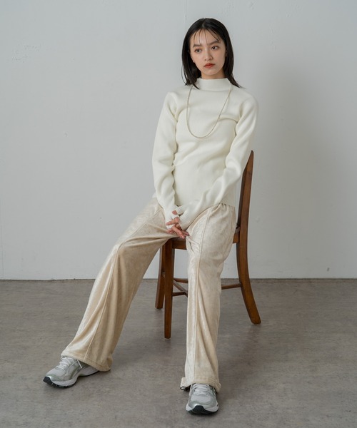 earthy（アーシー）の「サムズアップニット（ニット/セーター・レディース・ベージュ/オフホワイト/サックスブルー/ブラック・FREE）」の22枚目の写真