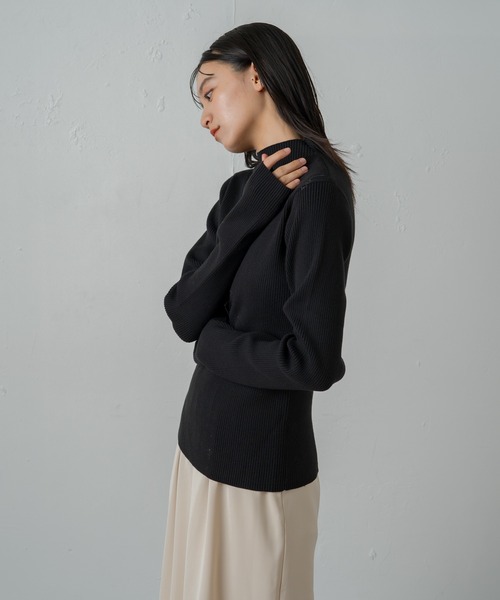 earthy（アーシー）の「サムズアップニット（ニット/セーター・レディース・ベージュ/オフホワイト/サックスブルー/ブラック・FREE）」の19枚目の写真