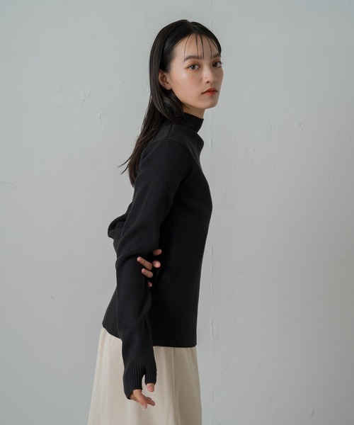 earthy（アーシー）の「サムズアップニット（ニット/セーター・レディース・ベージュ/オフホワイト/サックスブルー/ブラック・FREE）」の17枚目の写真