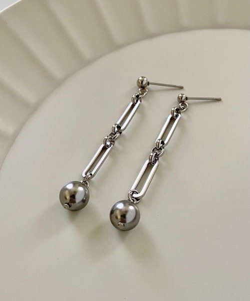 CERCA(チェルカ)の「【Le scale】ワンポイントカラー×チェーンピアス(ピアス(両耳用)・レディース・パープル系/ゴールド系/ネイビー系/シルバー系/グリーン系/ブラウン系/レッド系/グレー系・FREE)」の7枚目の写真