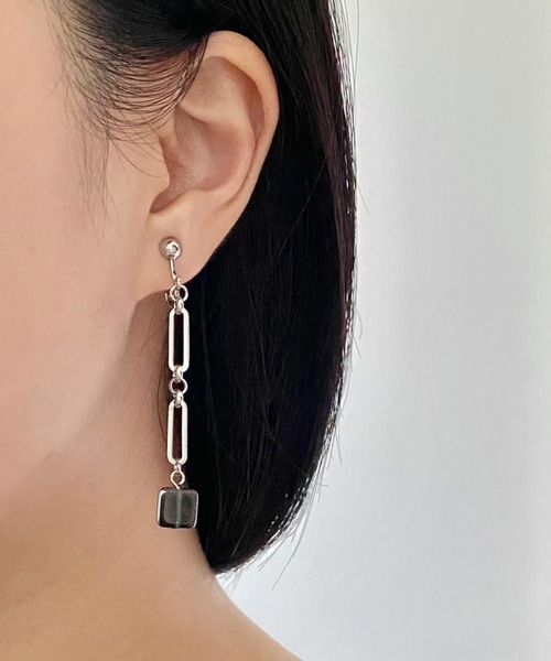 CERCA(チェルカ)の「【Le scale】ワンポイントカラー×チェーンピアス(ピアス(両耳用)・レディース・パープル系/ゴールド系/ネイビー系/シルバー系/グリーン系/ブラウン系/レッド系/グレー系・FREE)」の16枚目の写真