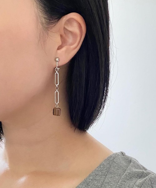CERCA(チェルカ)の「【Le scale】ワンポイントカラー×チェーンピアス(ピアス(両耳用)・レディース・パープル系/ゴールド系/ネイビー系/シルバー系/グリーン系/ブラウン系/レッド系/グレー系・FREE)」の18枚目の写真