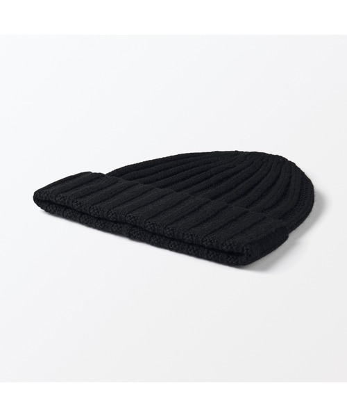 無印良品（ムジルシリョウヒン）の「チクチクをおさえた　リブ編み　ワッチ（ニットキャップ/ビーニー・レディース・ベージュ系1/グレー/ダークブラウン系/スモーキーグリーン系/イエロー系2/ブラック/レッド・55-59cm）」の9枚目の写真