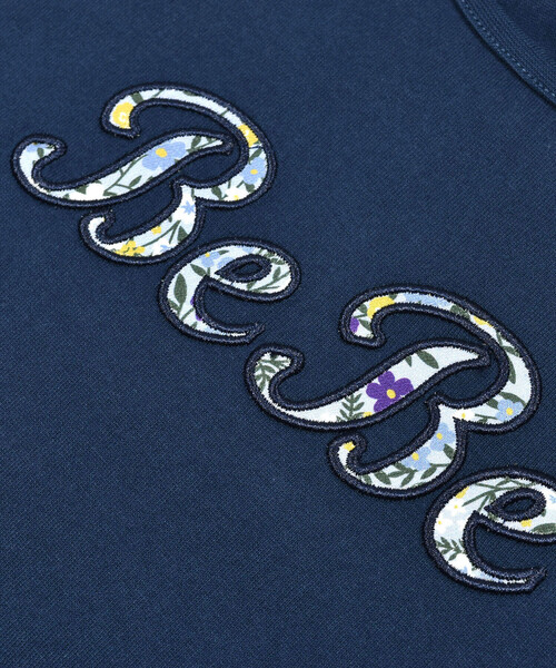BeBe（ベベ）の「ロゴパッチ刺繍Tシャツ(80~150cm)（Tシャツ/カットソー・キッズ・パープル/ネイビー・100cm/120cm/110cm/90cm/130cm/150cm/140cm）」の9枚目の写真
