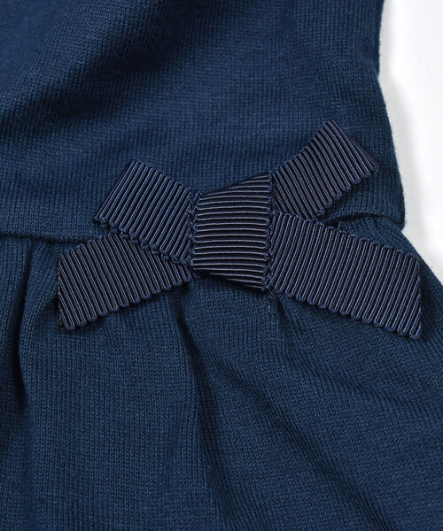 BeBe（ベベ）の「ロゴパッチ刺繍Tシャツ(80~150cm)（Tシャツ/カットソー・キッズ・パープル/ネイビー・100cm/120cm/110cm/90cm/130cm/150cm/140cm）」の11枚目の写真