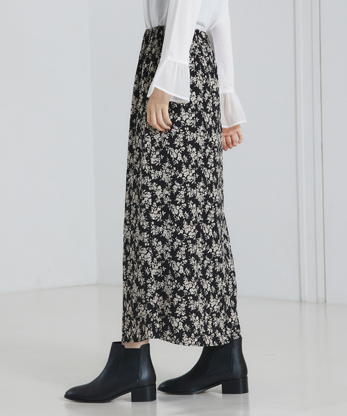 abahouse mavie(アバハウスマヴィ)の「ベロア&プリントマーメイドスカート(スカート・レディース・ダークオレンジ/チャコールグレー/ブラック/ブラウン・フリー)」の22枚目の写真