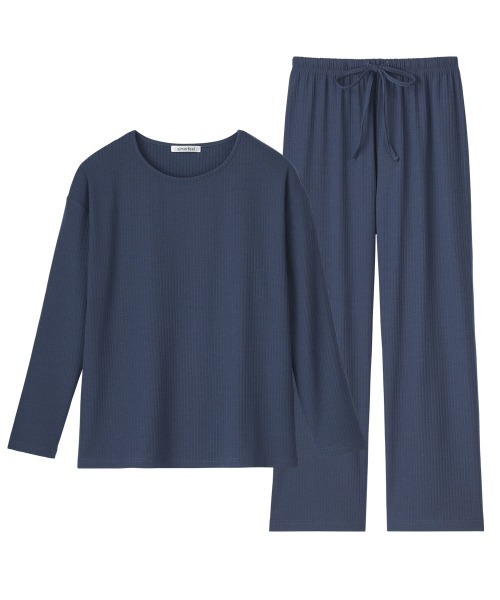 aimerfeel（エメフィール）の「【温活】着るだけ快眠 長袖 上下セット セットアップ（ルームウェア/パジャマ・レディース・チャコールグレー/ピンク/ブラック/ネイビー/ピンクベージュ/オフホワイト/シルバーグレー・LARGE/MEDIUM）」の19枚目の写真