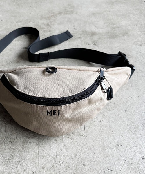 MEI（メイ）の「ST:MEI MINI BODY BAG メイ　ミニボディバッグ（ボディバッグ/ウエストポーチ・レディース・ブラック/オリーブ/ベージュ/ピンク・FREE）」の3枚目の写真