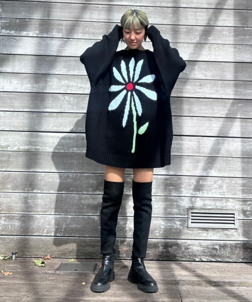 Candy Stripper(キャンディストリッパー)の「BIG FLOWER ニット(ニット/セーター・レディース・ピンク/アイボリー/ブラック・2)」の5枚目の写真