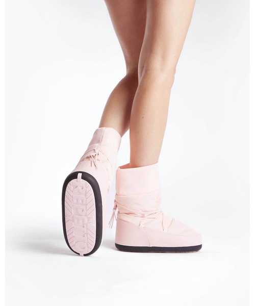 Repetto(レペット)の「Gentiane ブーツ - FRサイズ / V4163TTCH(ブーツ・レディース・ベビーピンク・LARGE/MEDIUM/SMALL)」の5枚目の写真