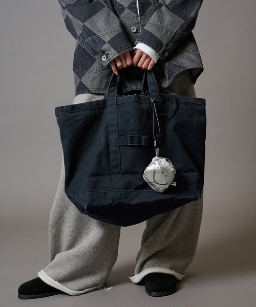 FRAMeWORK（フレームワーク）の「【OUT OF FRAMe】SMILE ECO BAG（エコバッグ/サブバッグ・レディース・ブラック/シルバー/イエロー・FREE）」の18枚目の写真