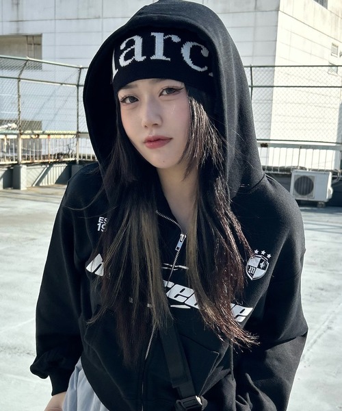 SPINNS（スピンズ）の「MARCHロゴ シングルビーニー（ニットキャップ/ビーニー・レディース・ブラック/グレー/カーキ/ワイン/ホワイト・ONESIZE）」の9枚目の写真