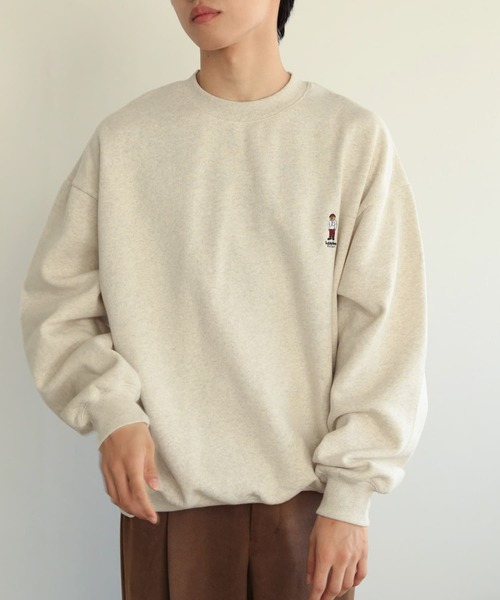SENSE OF PLACE by URBAN RESEARCH（センスオブプレイスバイアーバンリサーチ）の「『別注』TeddyBear×SENSE OF PLACE　テディベアウラキモウスウェット（スウェット・メンズ・オートミール/ブルー/チャコールグレー/レッド/グリーン・MEDIUM/LARGE）」の3枚目の写真