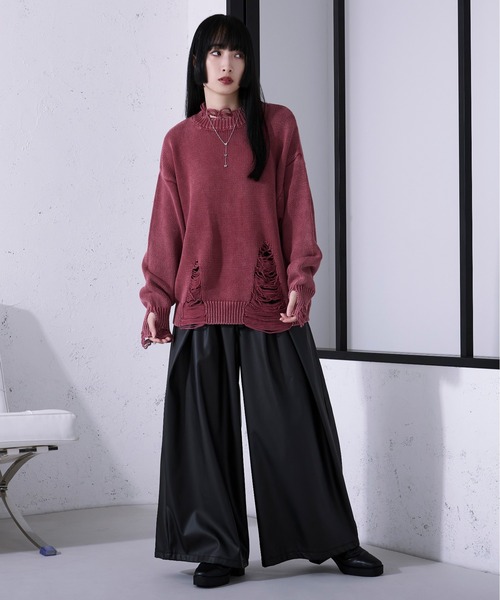 Ellno Loset(エルノロゼット)の「ダメージストーンウォッシュニット/フィンガーホール付き(ニット/セーター・メンズ・ブラック/ライトカーキ/レッド/ブルー系その他・SMALL/MEDIUM/LARGE)」の12枚目の写真