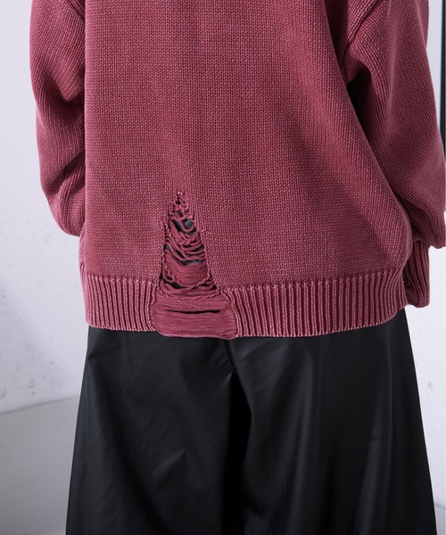 Ellno Loset(エルノロゼット)の「ダメージストーンウォッシュニット/フィンガーホール付き(ニット/セーター・メンズ・ブラック/ライトカーキ/レッド/ブルー系その他・SMALL/MEDIUM/LARGE)」の18枚目の写真