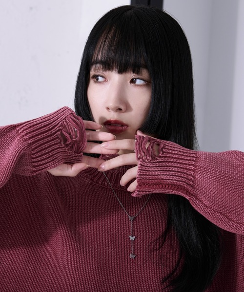 Ellno Loset(エルノロゼット)の「ダメージストーンウォッシュニット/フィンガーホール付き(ニット/セーター・メンズ・ブラック/ライトカーキ/レッド/ブルー系その他・SMALL/MEDIUM/LARGE)」の19枚目の写真