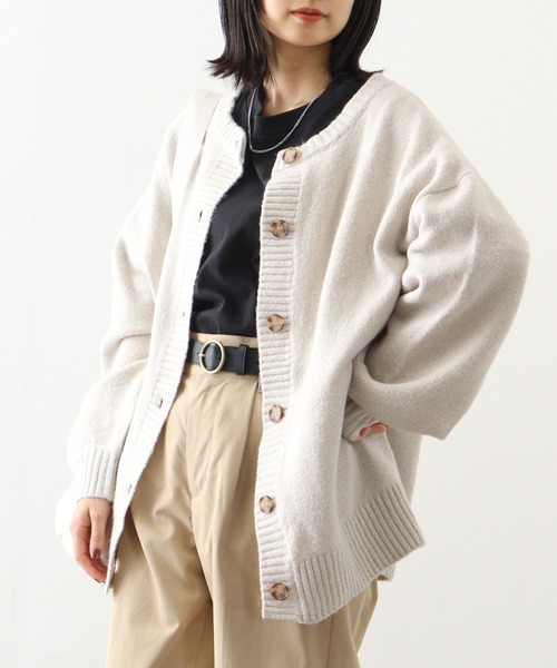 atONE（アットワン）の「atONE クルーネックふわふわニットカーディガン（カーディガン/ボレロ・レディース・アイボリー/ブラウン/ライトグレー/ブラック・M～Ｌ/LL～3L/4L～5L）」の16枚目の写真