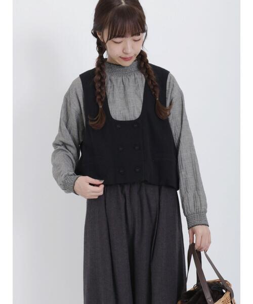 Samansa Mos2(サマンサ モスモス)の「【ETHICALCRAFTS】リサイクルリネン混ベスト(ベスト・レディース・キナリ/ブラック/モカ・F)」の2枚目の写真