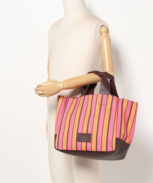 MSGM（エムエスジーエム）の「ストライプ キャンバストートバッグ（バックパック/リュック・レディース・ボルドー/ピンク系・ONE SIZE）」の14枚目の写真