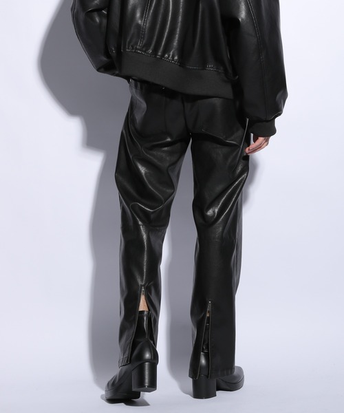 HARE（ハレ）の「ウォッシュフェイクレザーZIPパンツ(HARE)（その他パンツ・メンズ・グレー/ブラック・SMALL/MEDIUM）」の16枚目の写真