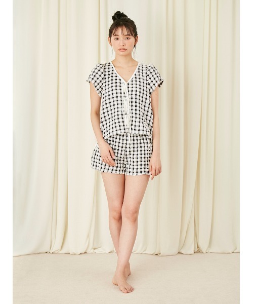 p*s様 SNIDEL HOME ポップコーンキャミ&リボンショートパンツ new arrival🎀 ポップコーンのような表面感のある素材が華やかな