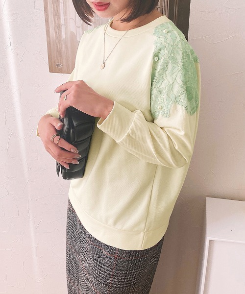 nissen（ニッセン）の「【販売終了】カットツイル　肩レーストップス（Tシャツ/カットソー・レディース・アイボリー/ネイビー・M/L/LL）」の3枚目の写真