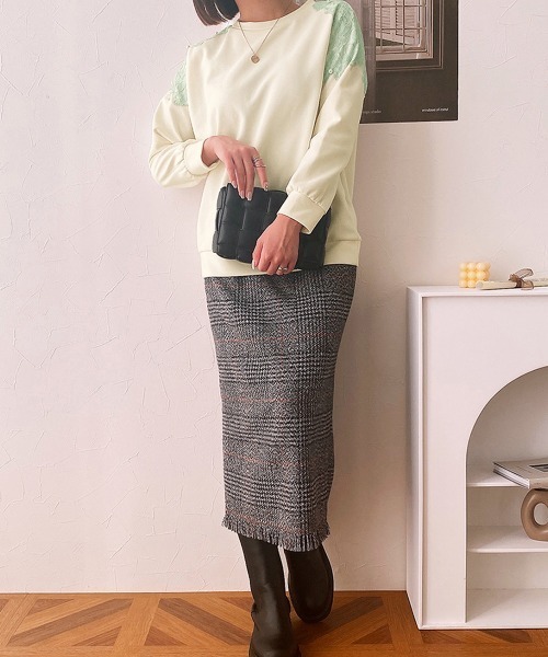 nissen（ニッセン）の「【販売終了】カットツイル　肩レーストップス（Tシャツ/カットソー・レディース・アイボリー/ネイビー・M/L/LL）」の5枚目の写真