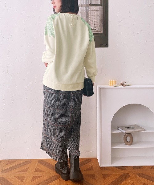 nissen（ニッセン）の「【販売終了】カットツイル　肩レーストップス（Tシャツ/カットソー・レディース・アイボリー/ネイビー・M/L/LL）」の9枚目の写真