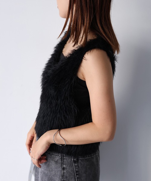 前後2WAYシャギーニットベスト