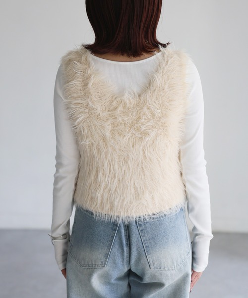 Riberry(リベリー)の「前後2WAYシャギーニットビスチェ(ベスト・レディース・グレイッシュベージュ/アイボリー/ベージュ/チャコールグレー/ブラック/ブラウン・FREE)」の10枚目の写真