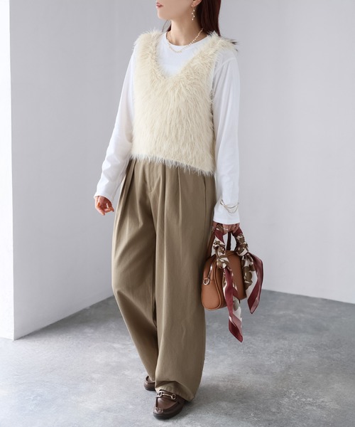 Riberry(リベリー)の「前後2WAYシャギーニットビスチェ(ベスト・レディース・グレイッシュベージュ/アイボリー/ベージュ/チャコールグレー/ブラック/ブラウン・FREE)」の20枚目の写真