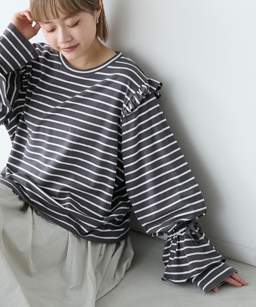 forksy.(フォルクシー)の「【forksy.】ボーダーボリュームスリーブフリルロンT(Tシャツ/カットソー・レディース・ホワイト系その他/ピンク系その他/ブラック系その他・FREE)」の2枚目の写真