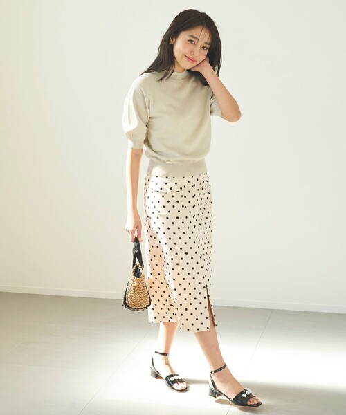 Feroux（フェルゥ）の「パールポイントフラップ スカート（スカート・レディース・アイボリー系9/ネイビー系/スカイブルー系/オレンジ系・1/2）」の22枚目の写真