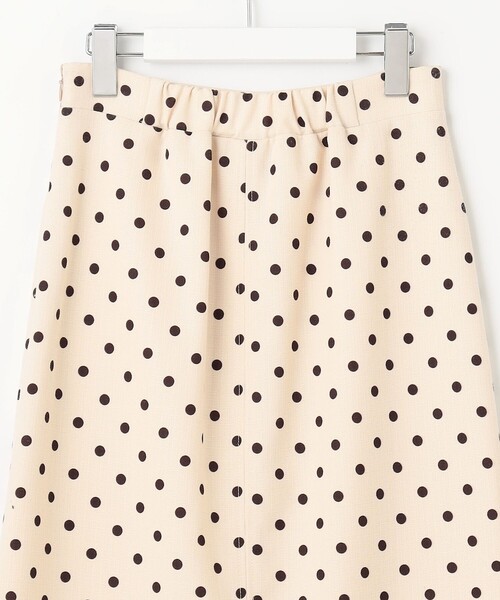 Feroux（フェルゥ）の「パールポイントフラップ スカート（スカート・レディース・アイボリー系9/ネイビー系/スカイブルー系/オレンジ系・1/2）」の7枚目の写真