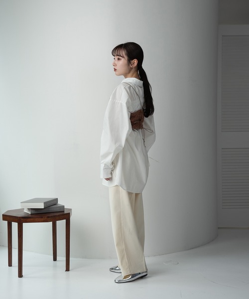 Amiur(エミレ)の「tape yarn back ribbon bustier / テープヤーンバックリボンビスチェ(ベスト・レディース・アイボリー/オレンジ系その他/ベージュ・FREE)」の17枚目の写真